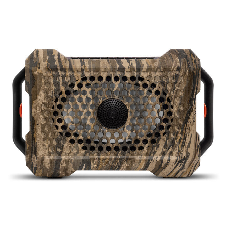 ECOXGEAR Defender speaker in Realtree Legacy camo