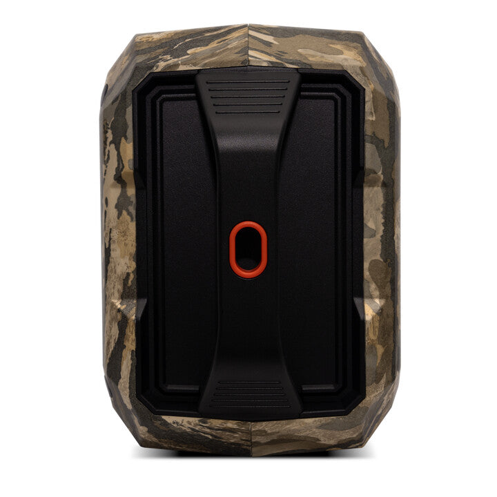 ECOXGEAR Defender speaker in Realtree Legacy camo