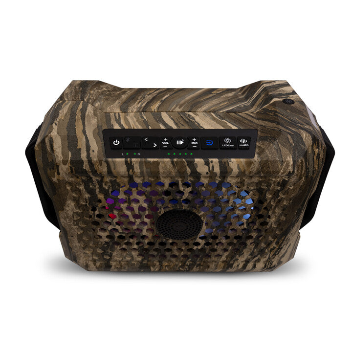 ECOXGEAR Defender speaker in Realtree Legacy camo
